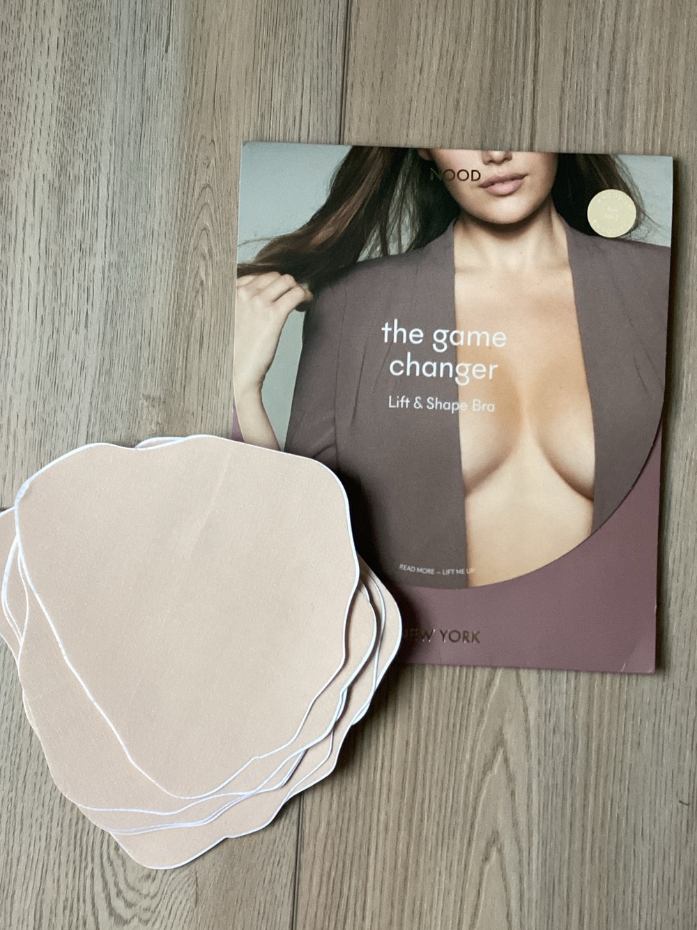 Nood The Game Changer Lift & Shape Adhesive Bra 4 Pairs Buff SZ 2